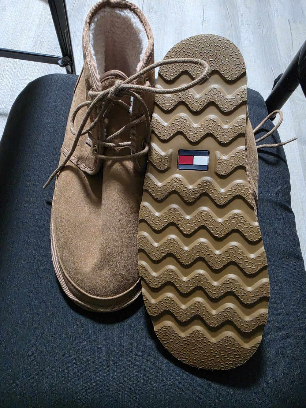Tommy Hilfiger Tan Suede Chukka Boots